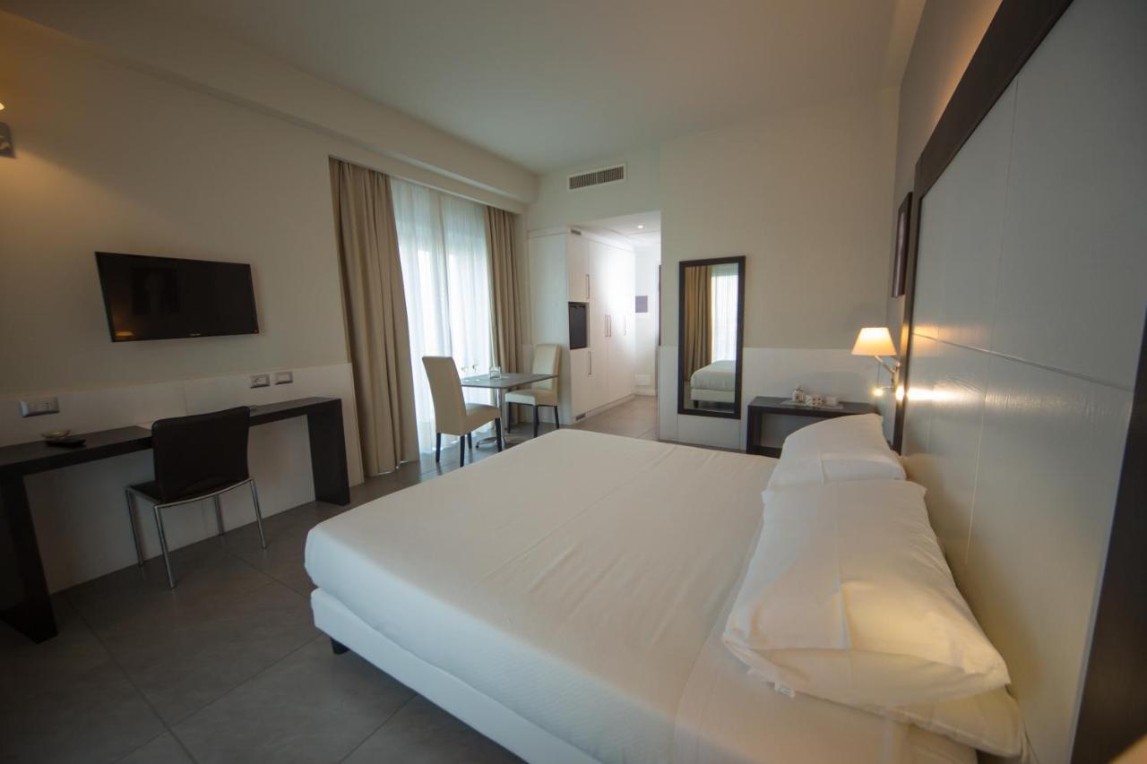 Grand Hotel Balestrieri Torre Melissa Εξωτερικό φωτογραφία