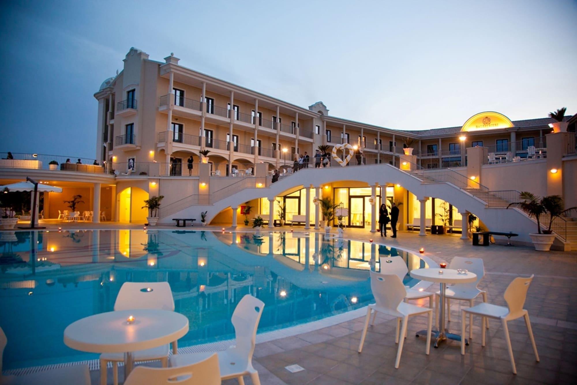 Grand Hotel Balestrieri Torre Melissa Εξωτερικό φωτογραφία