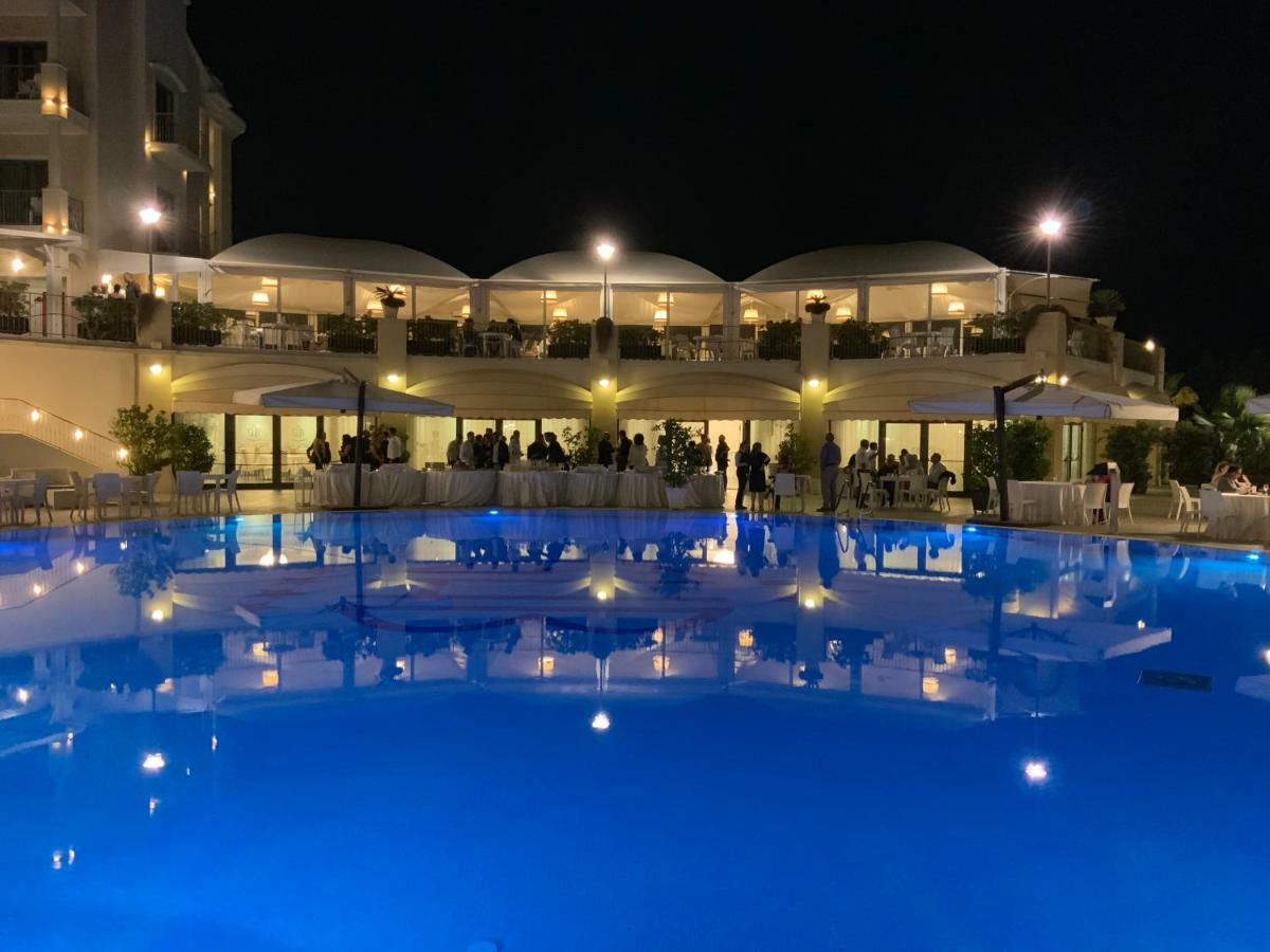 Grand Hotel Balestrieri Torre Melissa Εξωτερικό φωτογραφία