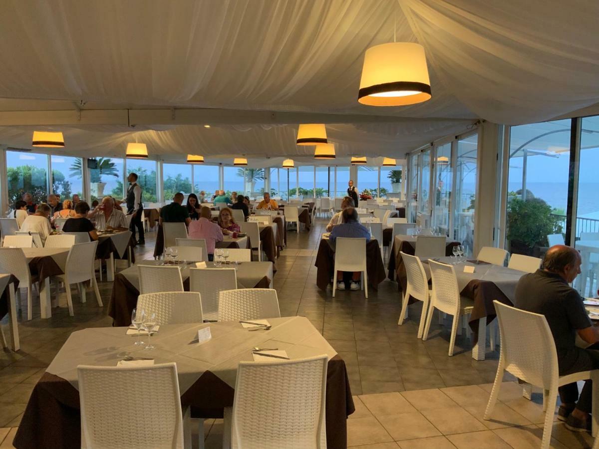 Grand Hotel Balestrieri Torre Melissa Εξωτερικό φωτογραφία