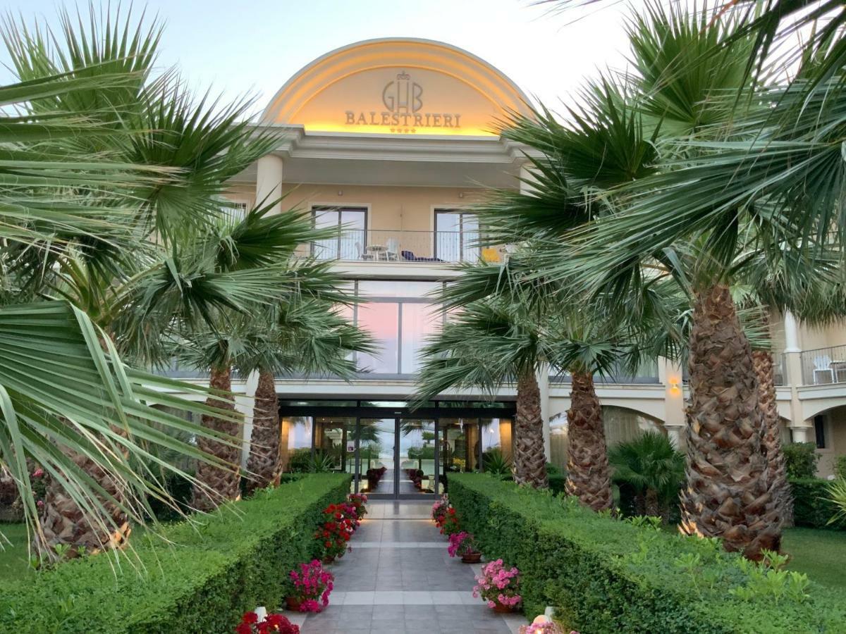 Grand Hotel Balestrieri Torre Melissa Εξωτερικό φωτογραφία