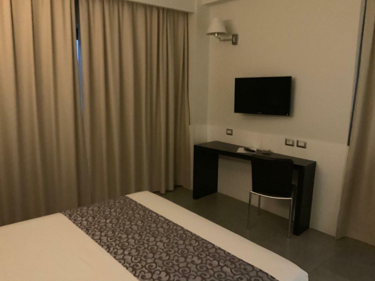 Grand Hotel Balestrieri Torre Melissa Εξωτερικό φωτογραφία